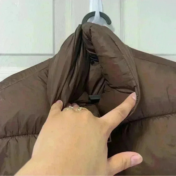 Women's Crop Puffer Vest drawstring Full Zip Sz Large - Picture 5 of 7